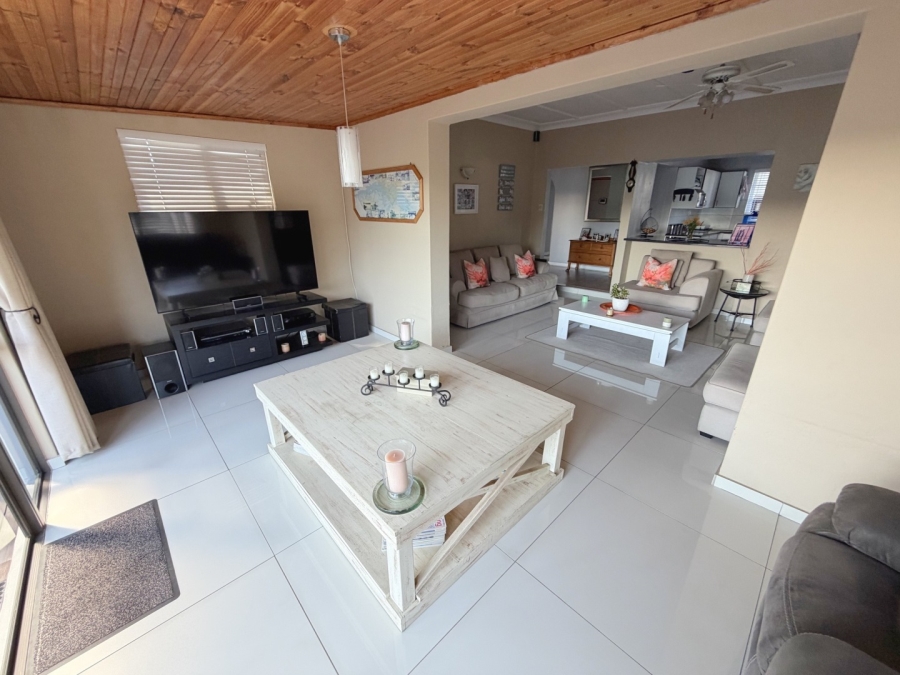 6 Bedroom Property for Sale in Stirling Eastern Cape